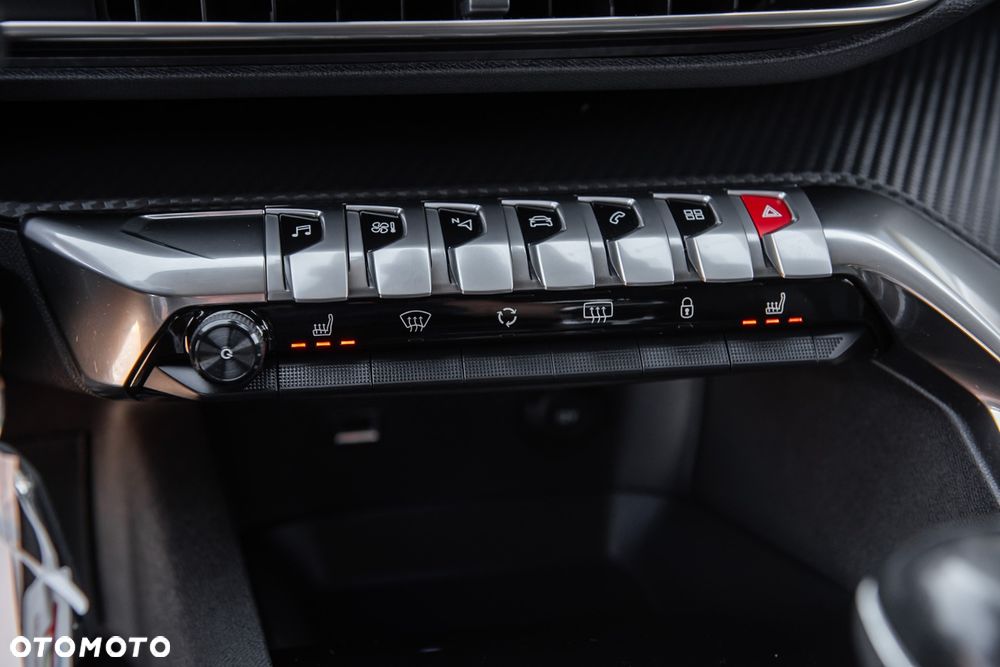 Peugeot 5008 - 22