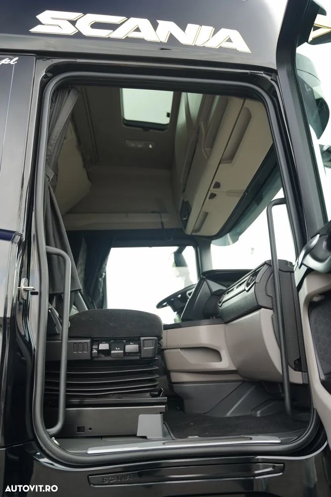 Scania S 500 / RETARDER / PLATĂ JOSĂ / MEGA / REZERVORE DE COMBUSTIBIL 1.400 L / I-PARK COOL / DUPĂ CONTRACT DE SERVICE GOLD / - 37