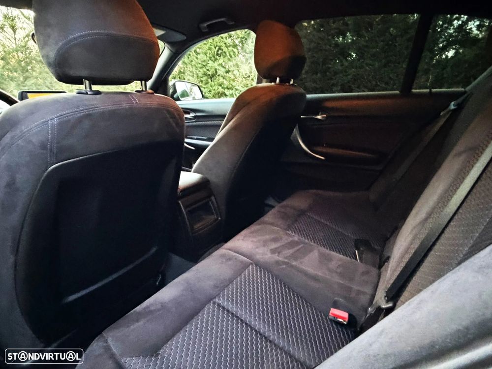 BMW 118 d Pack M - 22