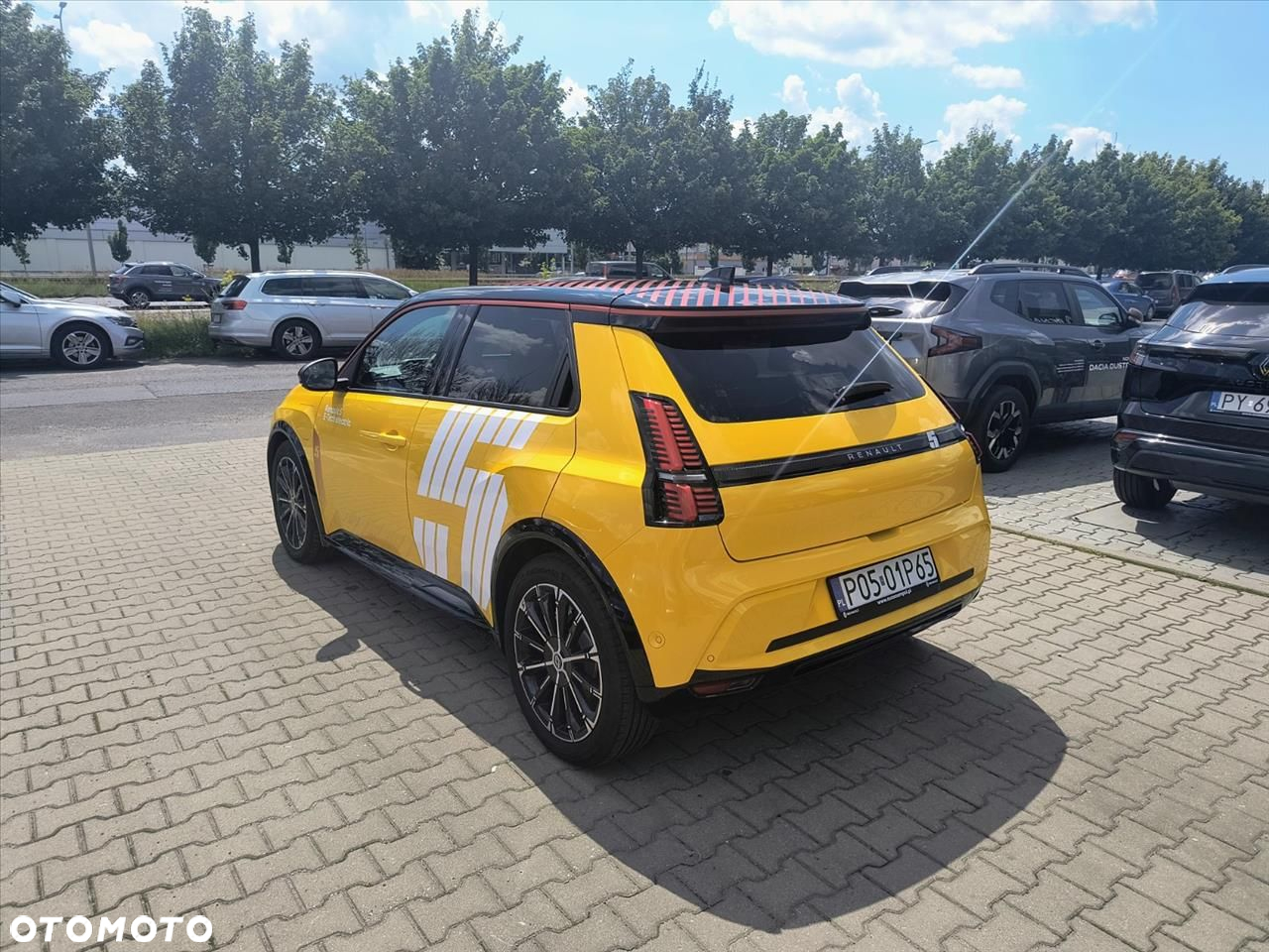Renault 5 52kWh Comfort Range Iconic Cinq - 3
