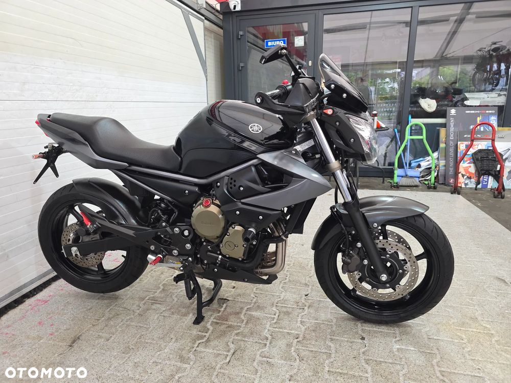 Yamaha XJ - 2