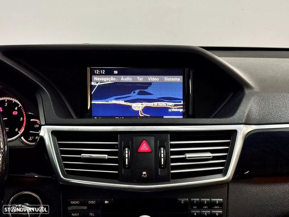 Mercedes-Benz E 250 CDi Avantgarde BlueEfficiency Auto. - 31