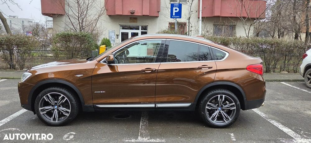 BMW X4 xDrive20i AT xLine - 13