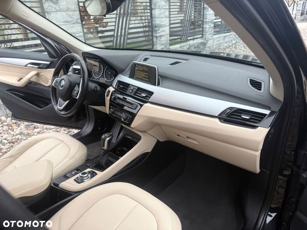 BMW X1 sDrive18d Advantage - 25