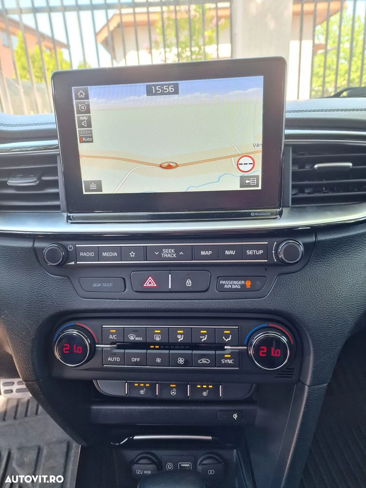 Kia Ceed SW 1.6 CRDi DCT Platinum Edition - 10