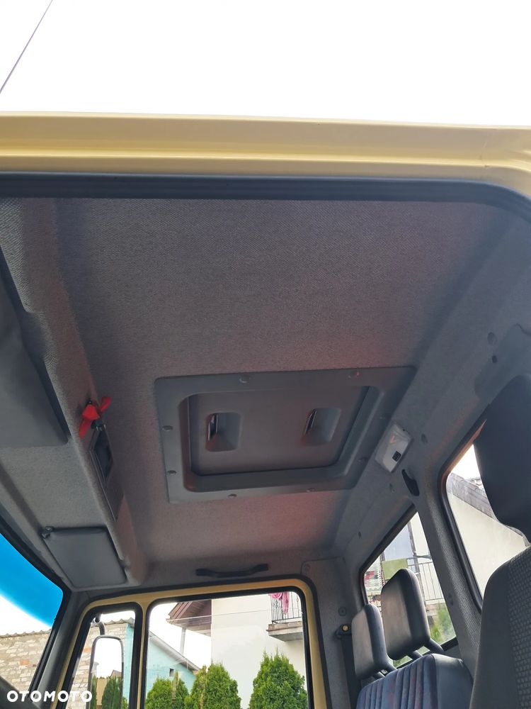 Mercedes-Benz VARIO - 21