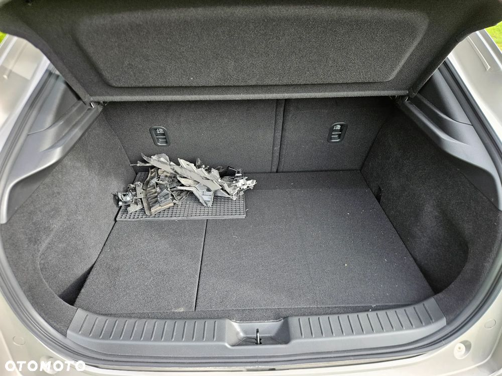 Mazda CX-30 e-SKYACTIV-G 2.0 M HYBRID 150 SELECTION - 24