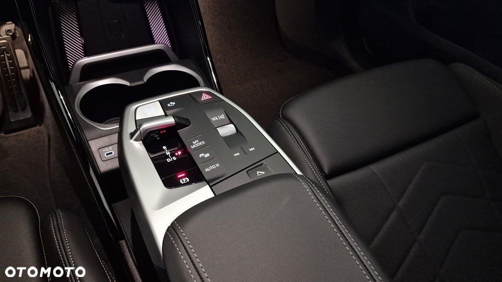 BMW X1 sDrive20i mHEV M Sport sport - 12