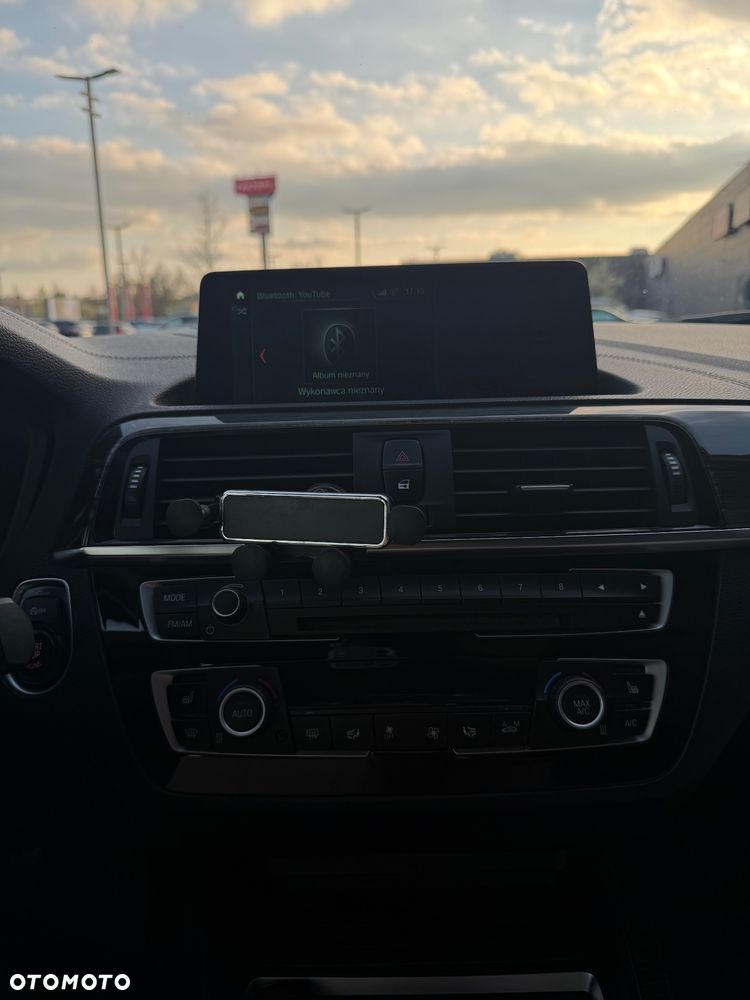 BMW Seria 2 230i Luxury Line - 13