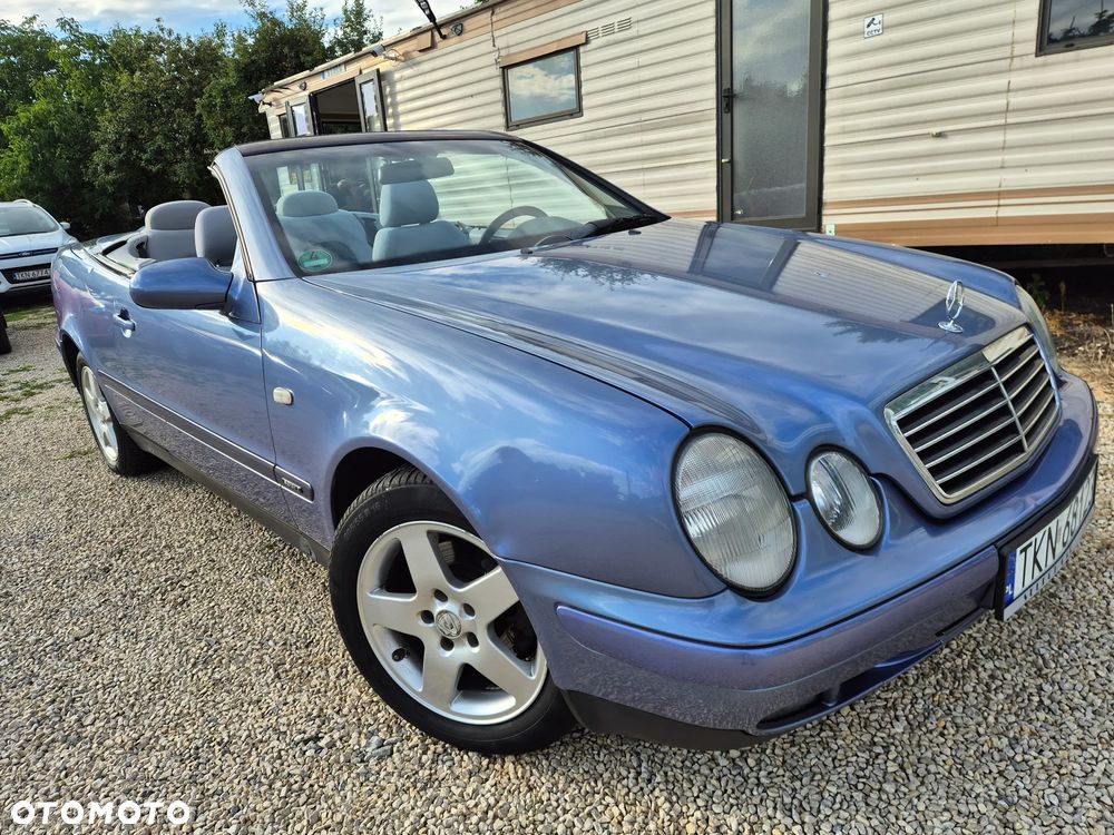 Mercedes-Benz CLK - 15