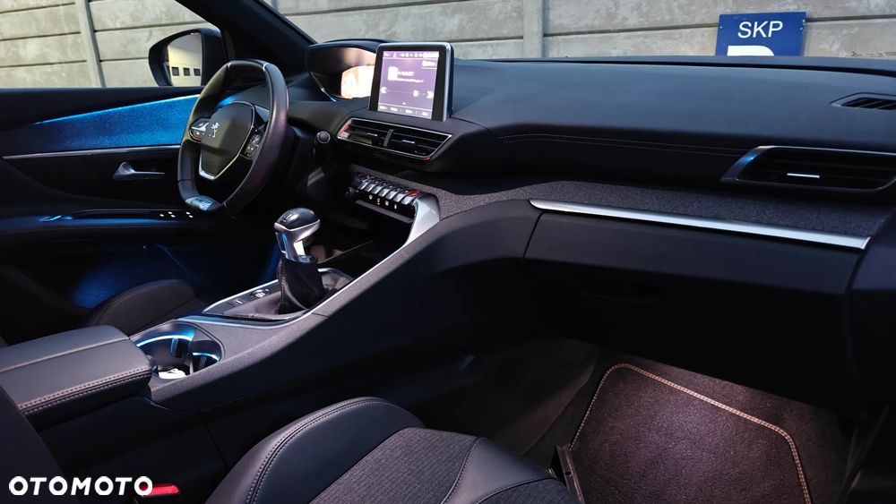 Peugeot 3008 1.5 BlueHDi GT S&S - 28