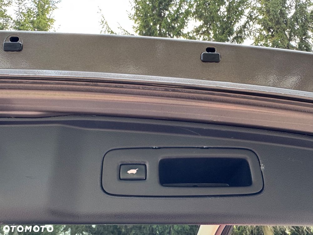 Honda CR-V 2.0i-VTEC 4WD Automatik Executive - 7