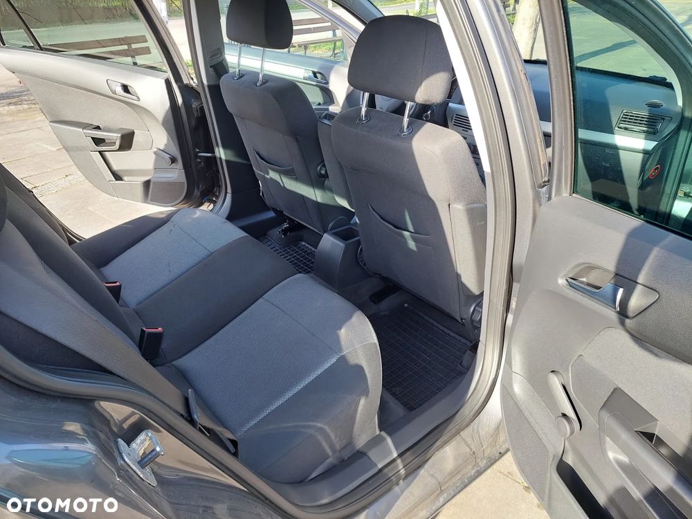 Opel Astra 1.6 Edition Sport - 11