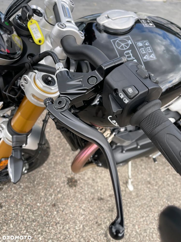 Triumph Speed Twin - 9