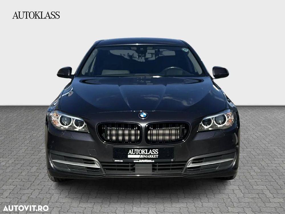 BMW Seria 5 520d AT - 8