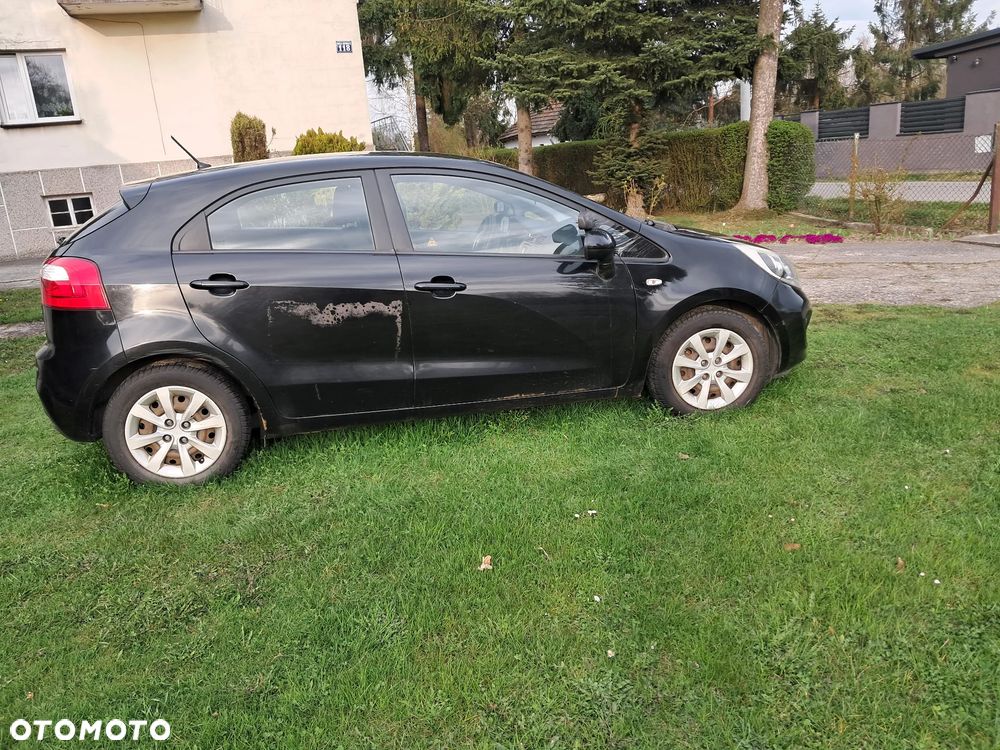 Kia Rio 1.1 crdi M - 2