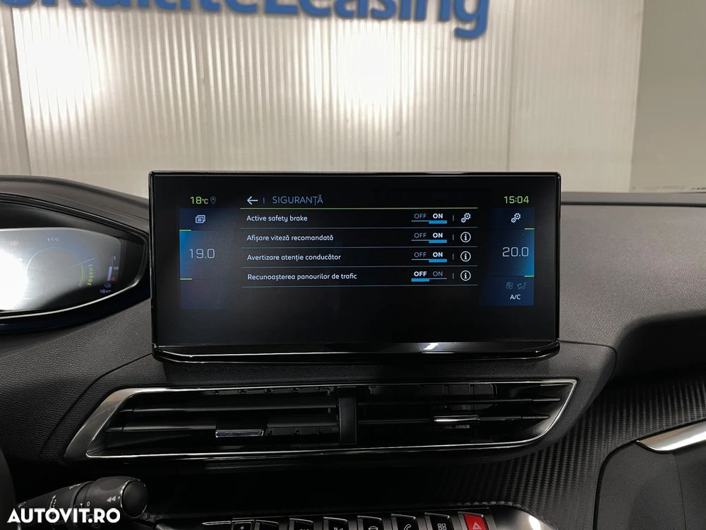 Peugeot 3008 PHEV 180 EAT8 Active Pack - 19