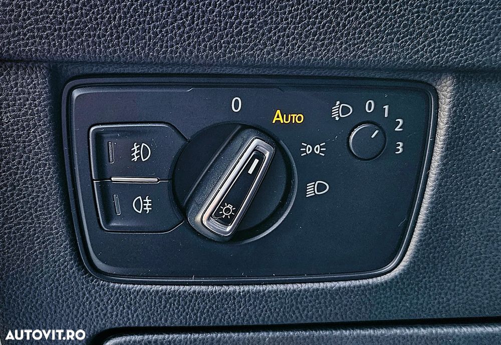 Volkswagen Passat - 13