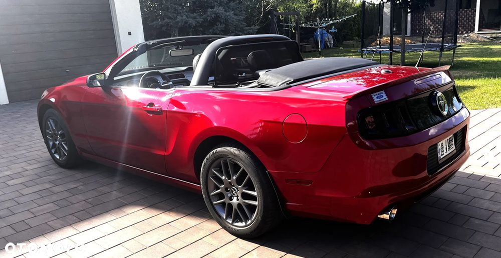 Ford Mustang 3.7 V6 Premium - 8