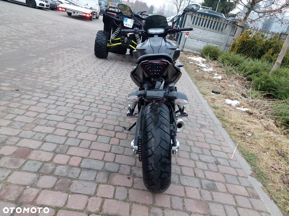 Yamaha MT - 16