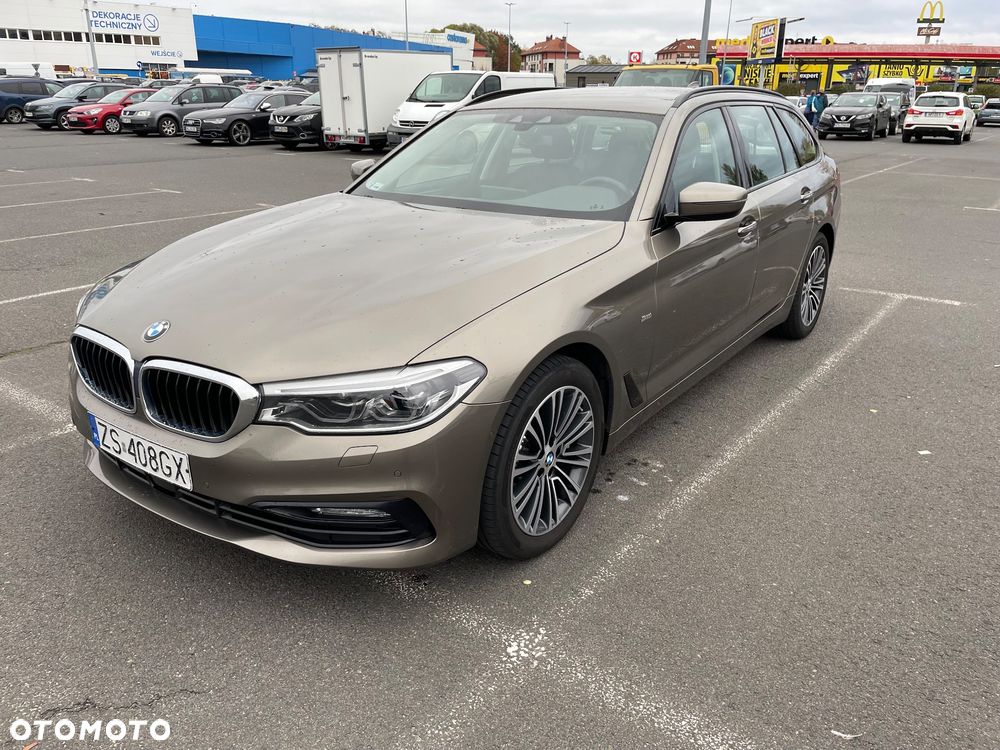 BMW Seria 5 530d Sport Line sport - 9