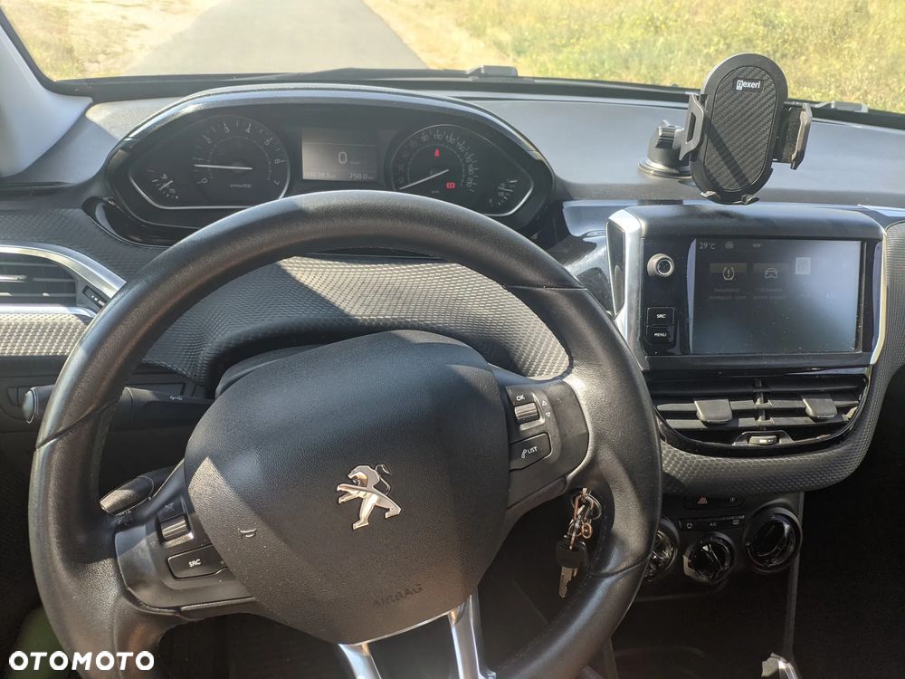 Peugeot 2008 1.2 Pure Tech Style - 6