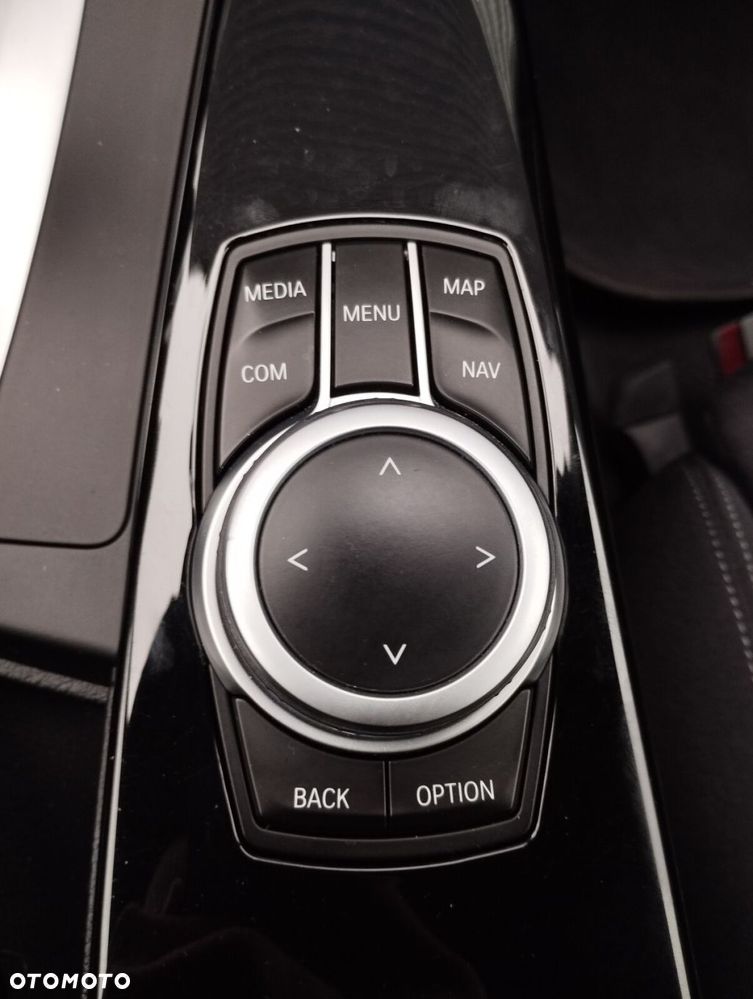 BMW 3GT 320i GPF Sport Line - 39