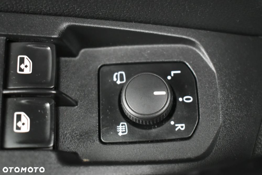 Skoda Karoq 1.5 TSI ACT DSG Style - 36