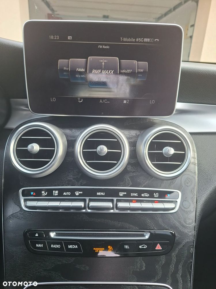 Mercedes-Benz GLC 300 4Matic 9G-TRONIC - 13
