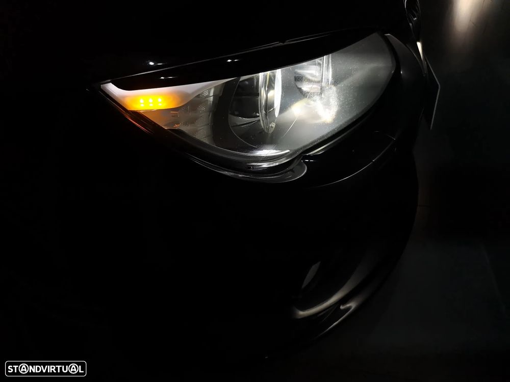 BMW 320 d Cabrio - 40