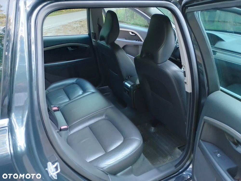 Volvo V70 - 8