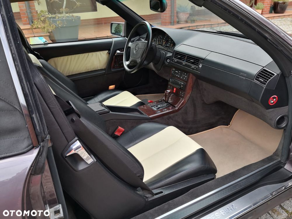 Mercedes-Benz SL - 13