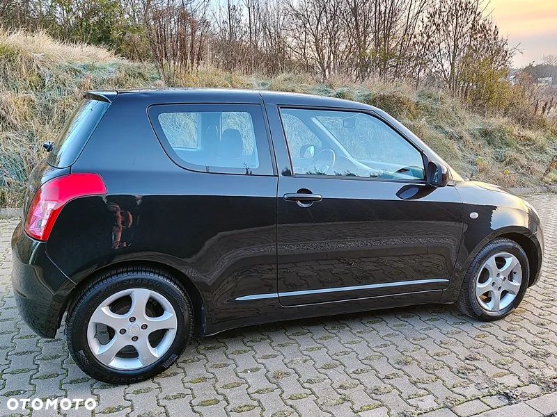 Suzuki Swift 1.5 Comfort - 33