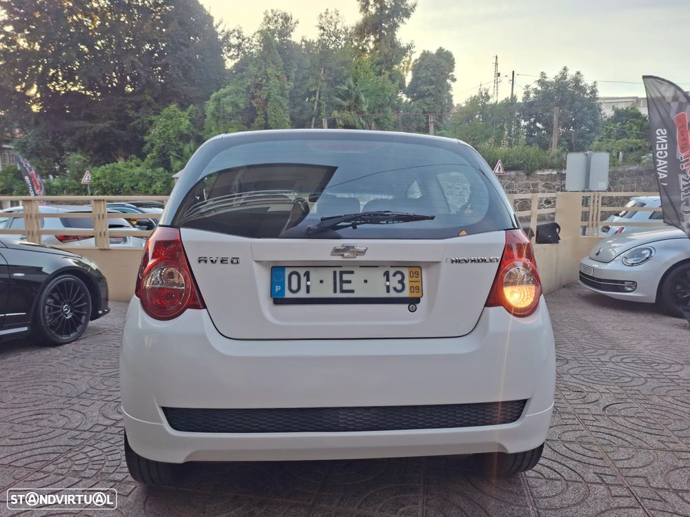 Chevrolet Aveo 1.2 LS - 11