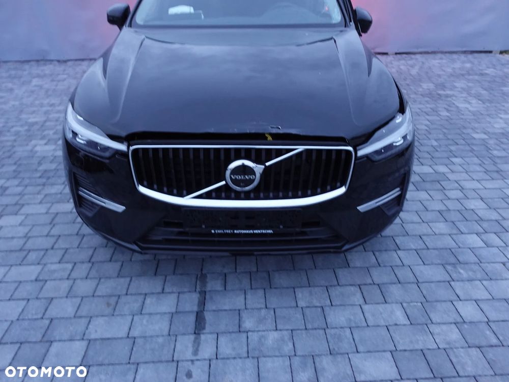 Volvo XC 60 D5 AWD Momentum - 8