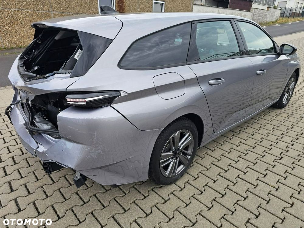 Peugeot 308 - 4