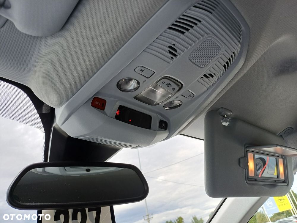 Peugeot 3008 1.2 PureTech Allure Pack S&S EAT8 - 27