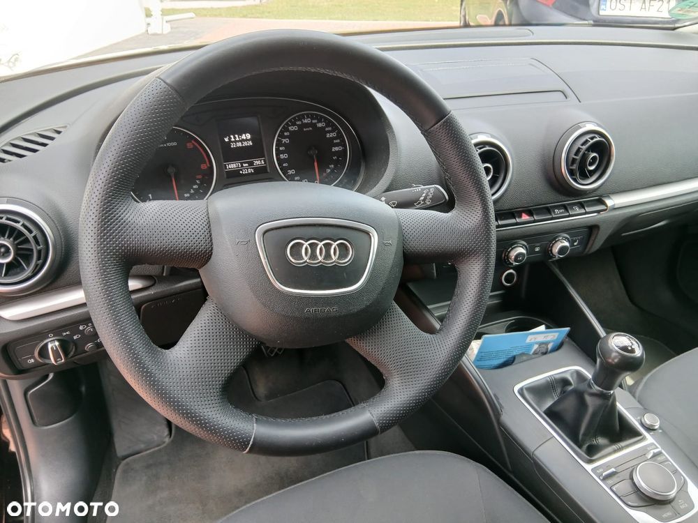 Audi A3 Sportback 1.6 TDI ultra Attraction - 12
