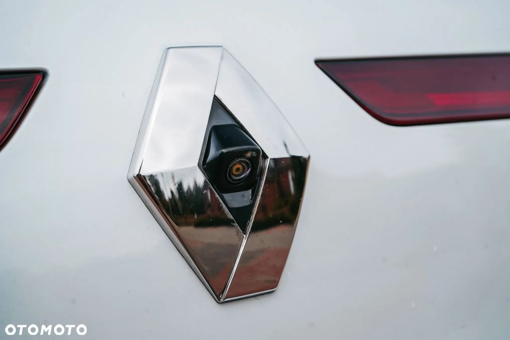 Renault Megane ENERGY TCe 205 EDC GT - 18