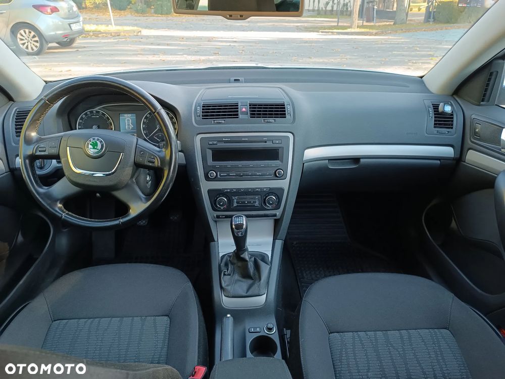 Skoda Octavia - 10