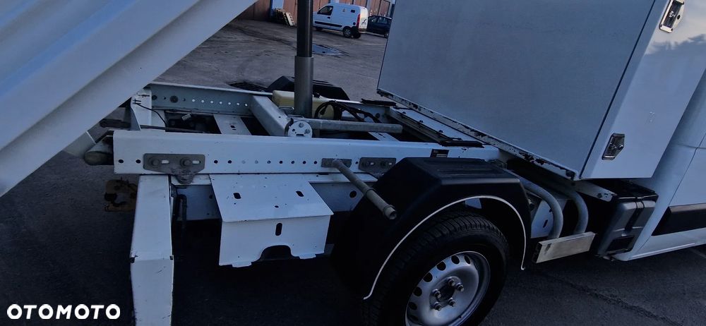Renault MASTER KIPER BRYGADÓWKA 7 OSÓB KLIMA SKRZYN KJA DYSTRYBUTOR PALIWA NOWE OPONY - 18