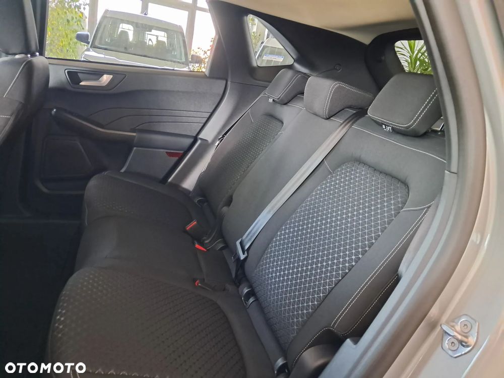 Ford Kuga 2.5 FHEV FWD Titanium eCVT - 22