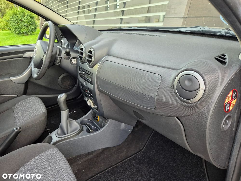Dacia Duster 1.6 16V 4x2 Laureate - 21