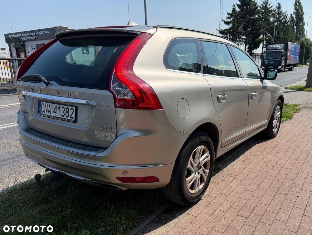 Volvo XC 60 D4 Geartronic Momentum - 7