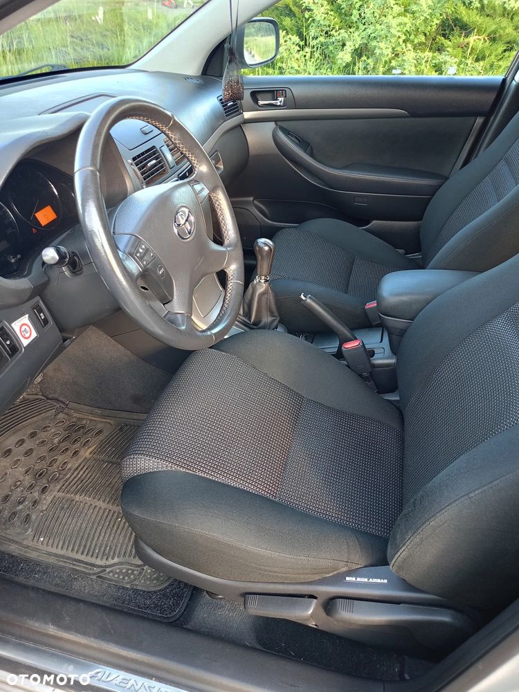 Toyota Avensis 2.0 VVT-i Sol plus Premium - 12