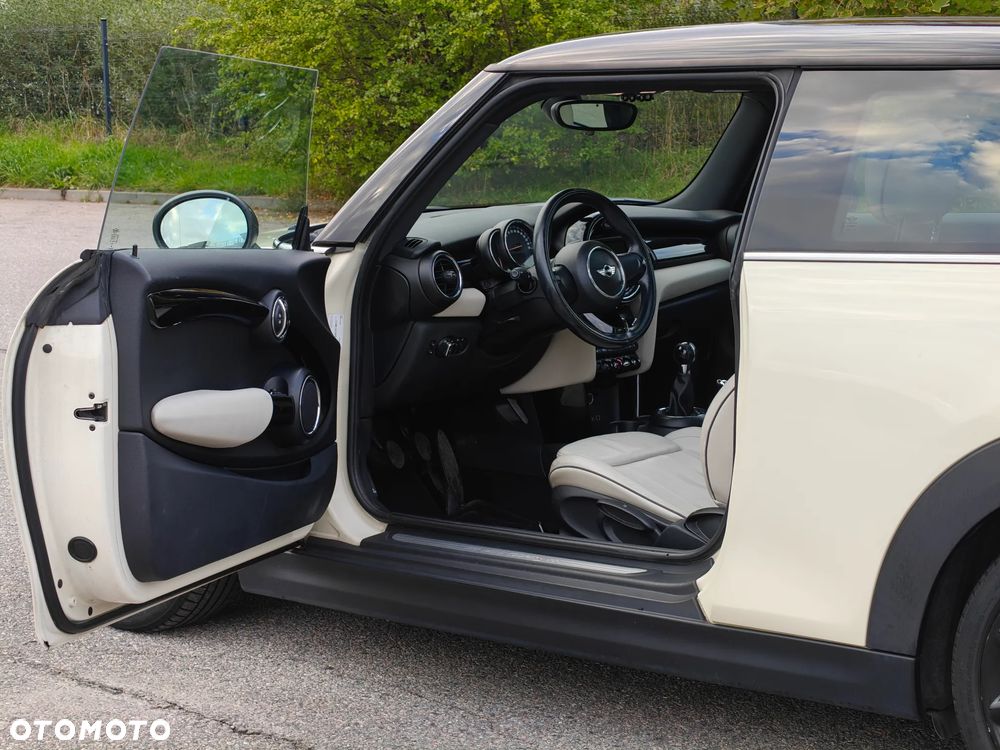 MINI Cooper S Standard - 11