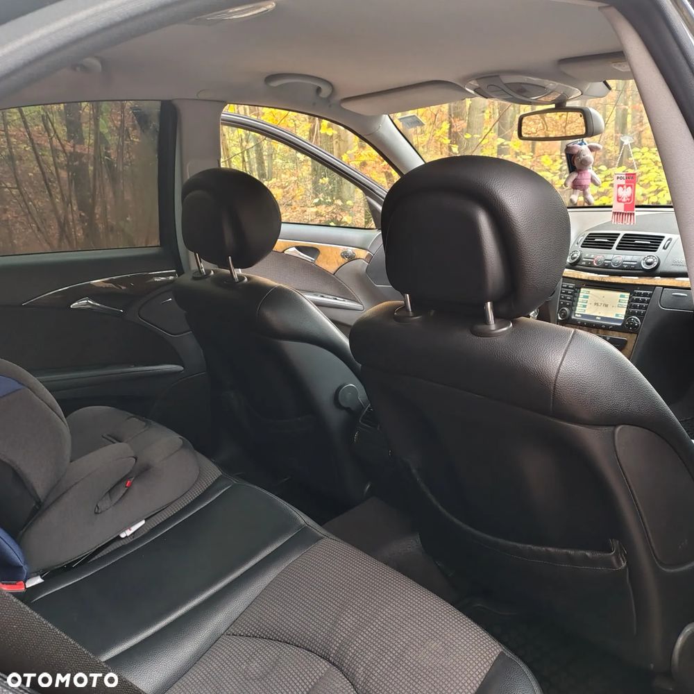 Mercedes-Benz Klasa E - 12