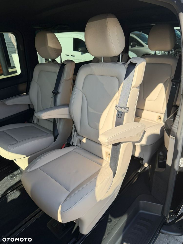 Mercedes-Benz Klasa V 300 d 4-Matic Avantgarde 9G-Tronic (ekstra d³) - 14