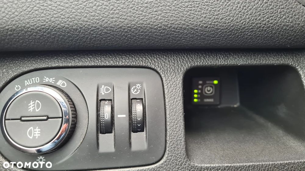 Opel Meriva - 16