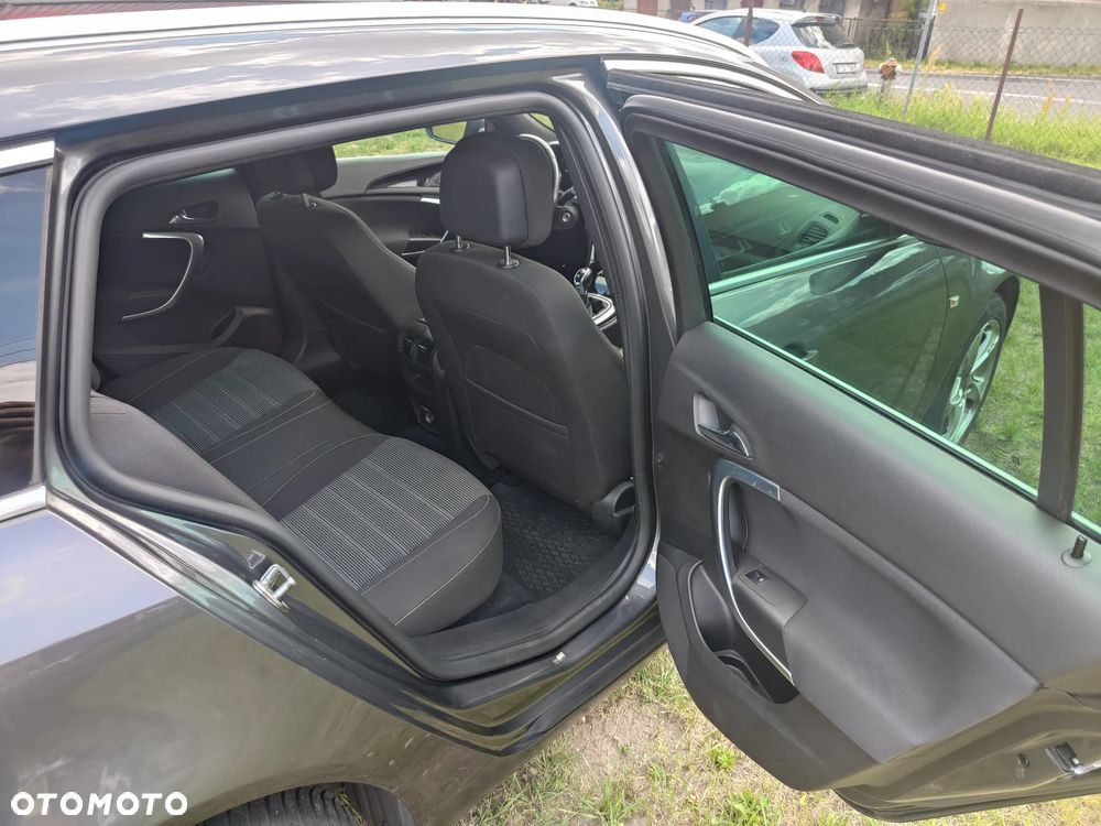 Opel Insignia 2.0 CDTI - 11